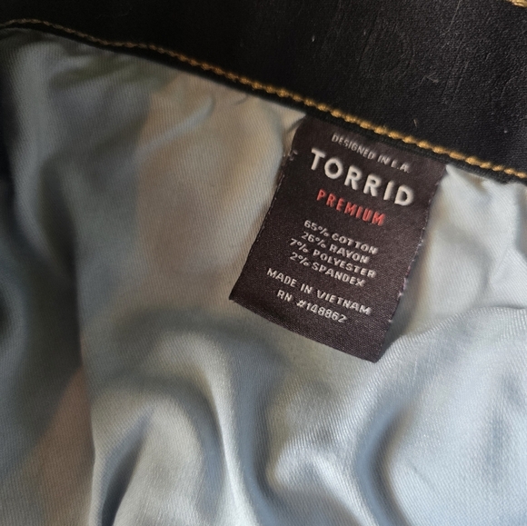 Torrid Premium Sky High Skinny Jeans Size 24 Regular - Picture 13 of 14